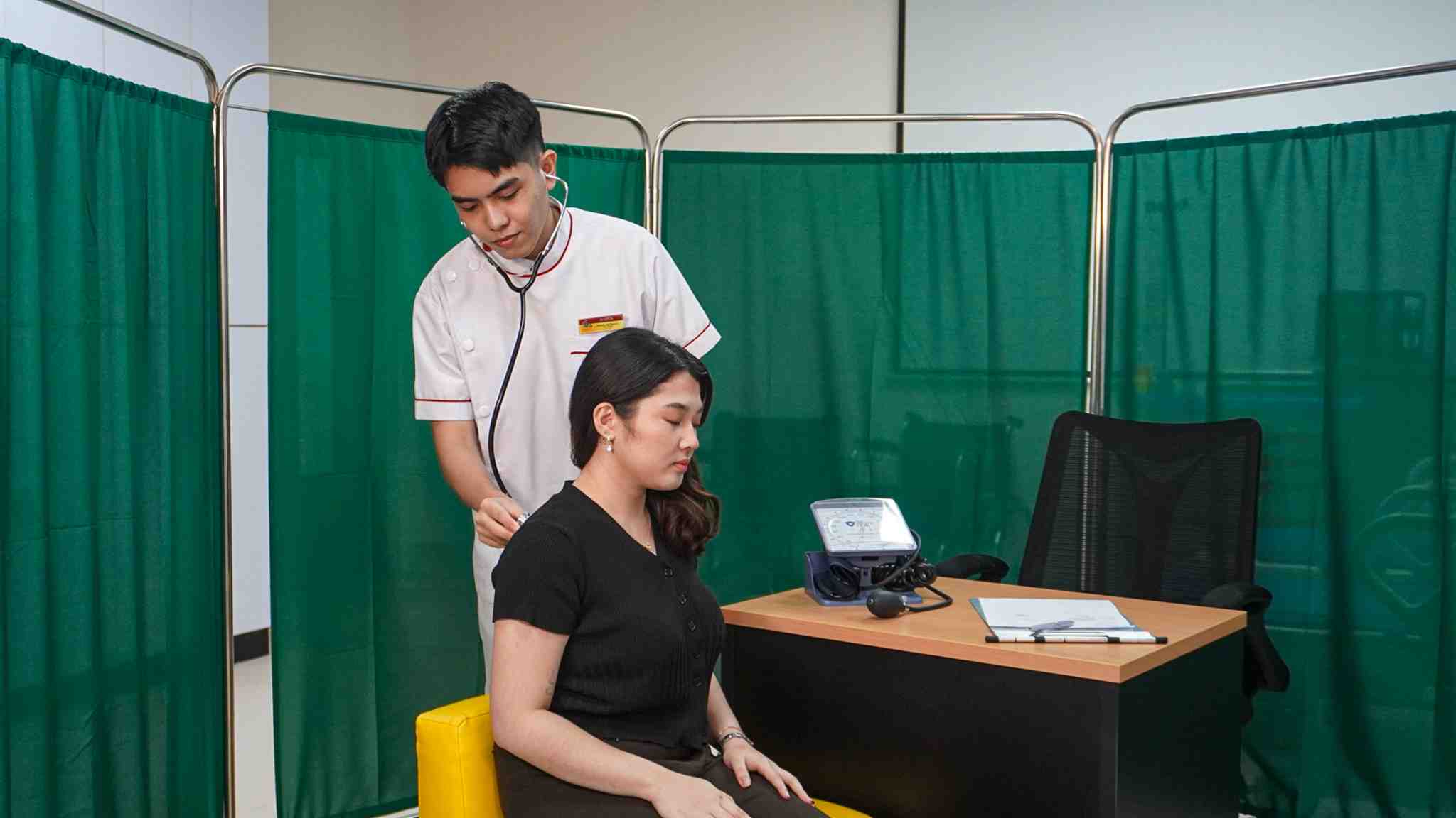 Preparing Students Beyond Nursing School in the Philippines | Mapúa ...